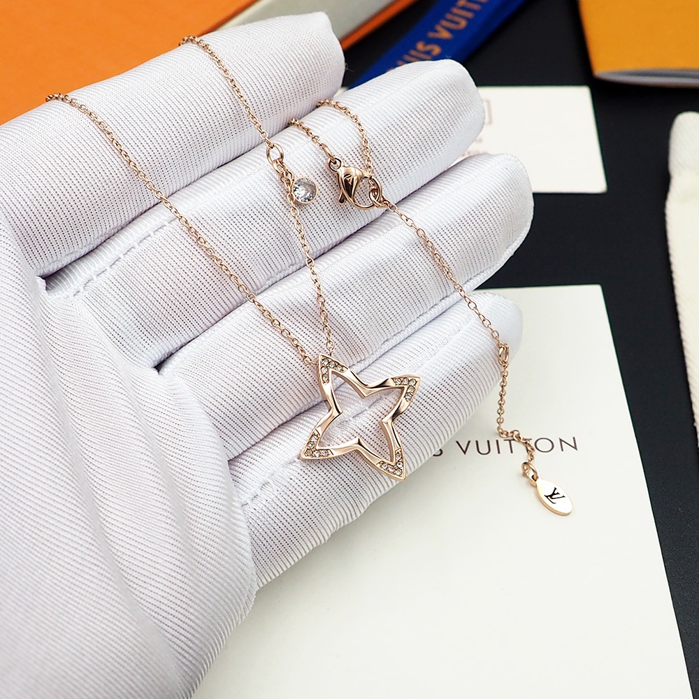 Louis Vuitton Necklaces